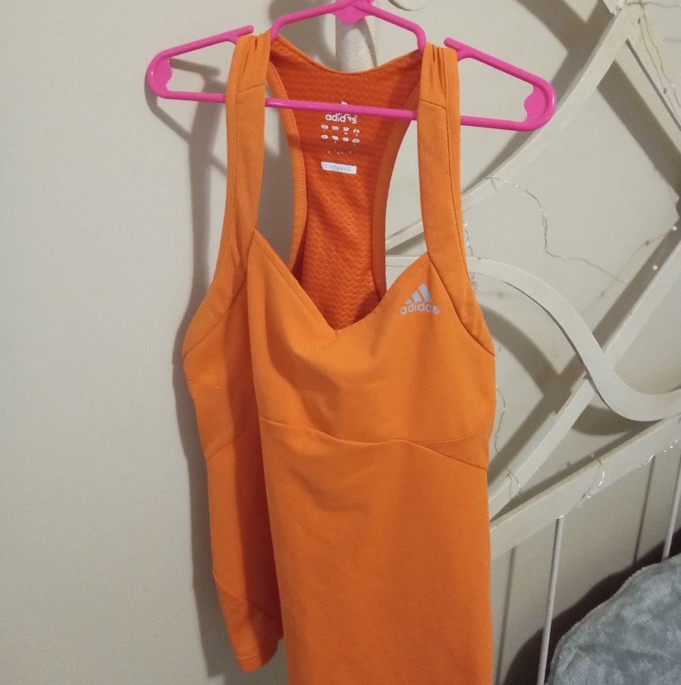 Sports wear